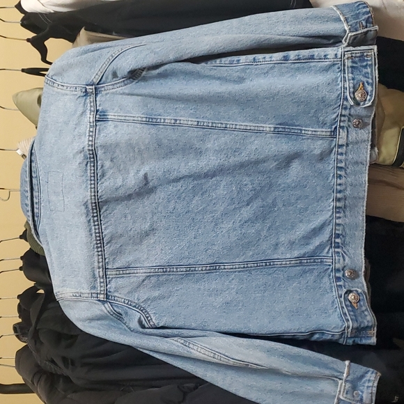 H&M denim jacket - Picture 4 of 4